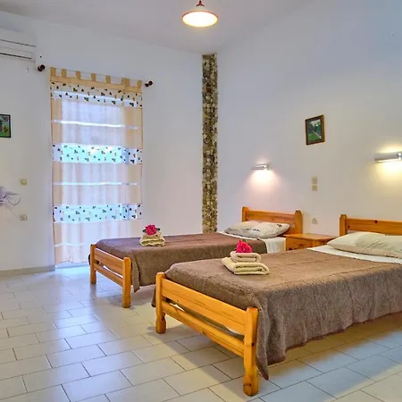 Maro Arillas Corfu * Αρίλλας