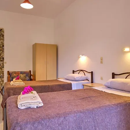 Maro Arillas Corfu Arillas (Corfu)