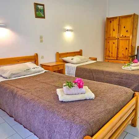 Maro Arillas Corfu Apartmán *