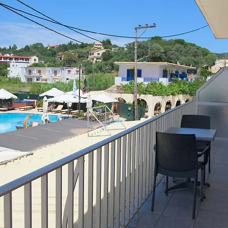 Maro Arillas Corfu ארילס